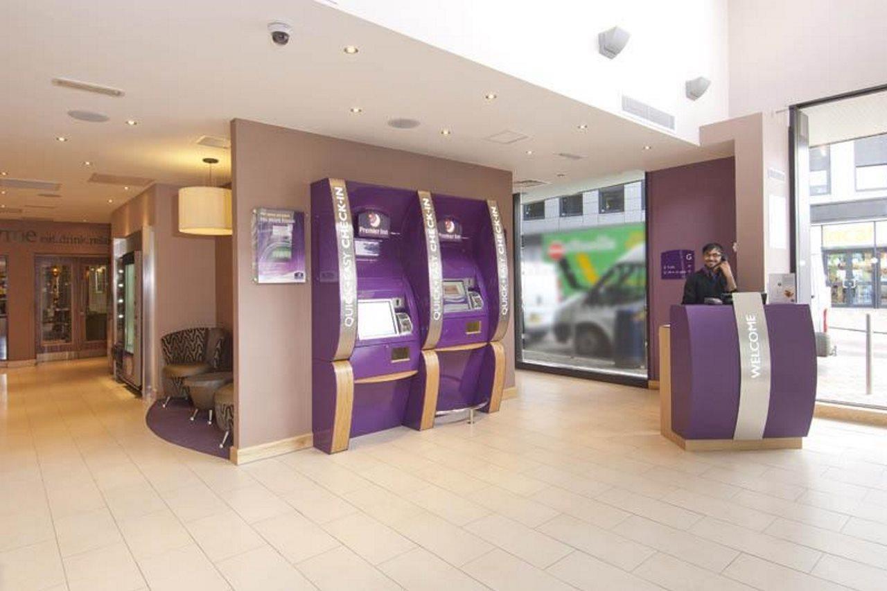 Premier Inn Leeds City Centre Exterior foto